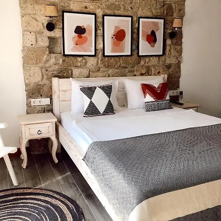 Lulja Alacati Hotell Alaçatı
